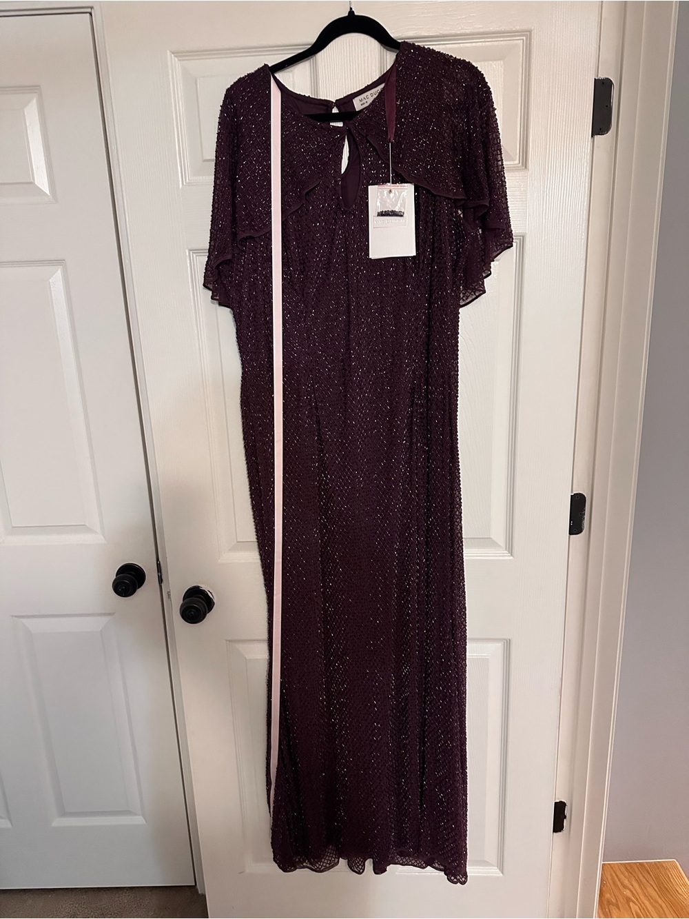 Mac Duggal Amethyst Beaded Cape Formal Gown Mother of Bride 18W NWT MSRP $598 - Picture 4 of 4